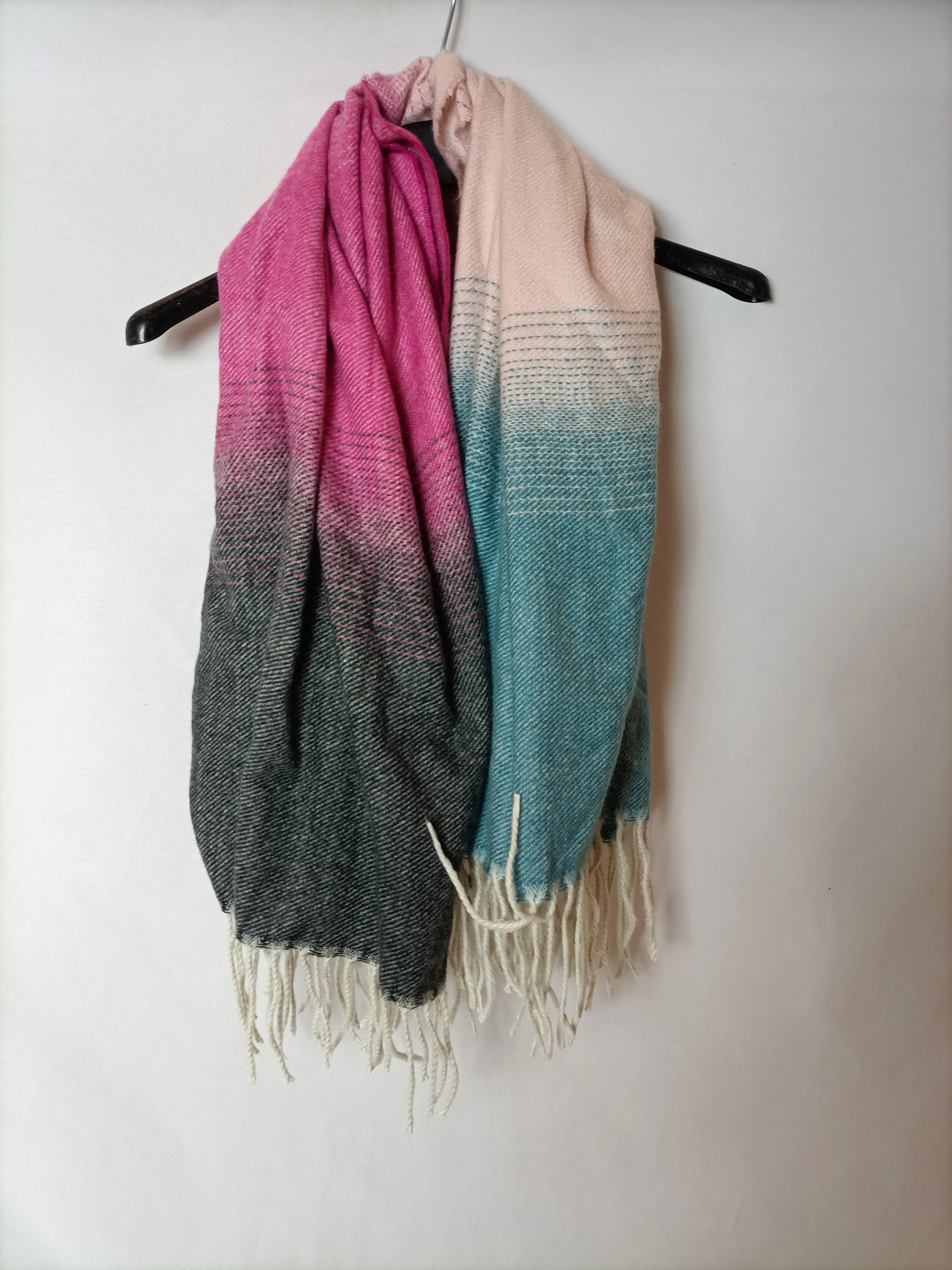 OTHERS. Colorful Scarf